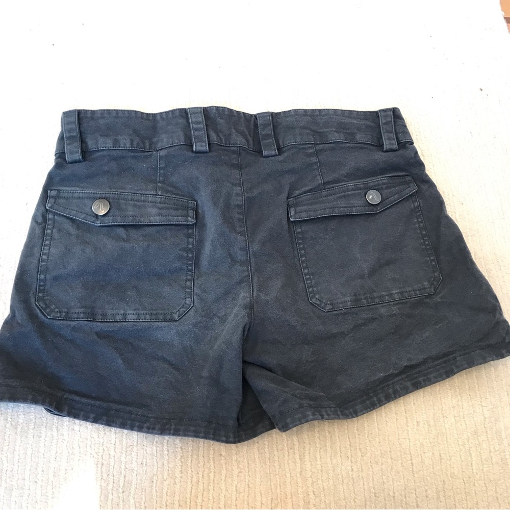 Flylow shorts - Picture 2 of 2